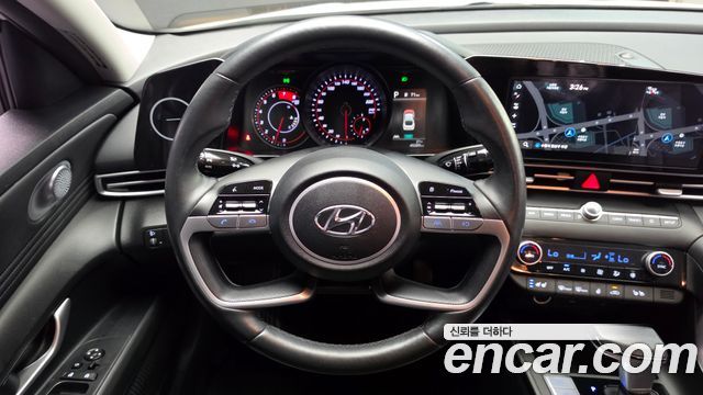 Hyundai AVANTE 2023 — photo 18