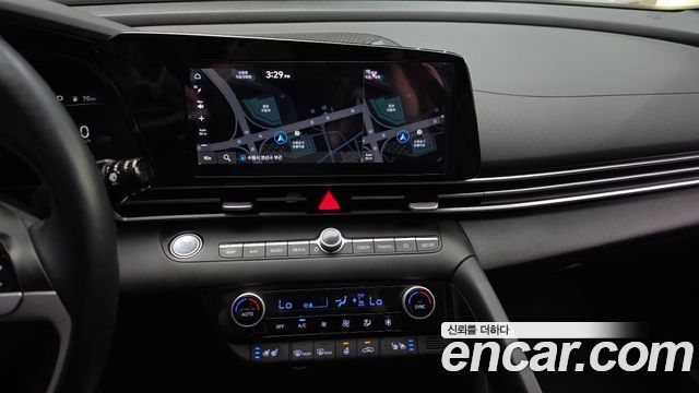 Hyundai AVANTE 2023 — photo 19