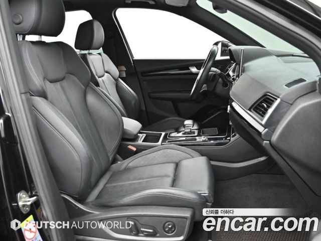 Audi Q5 2021 — photo 10