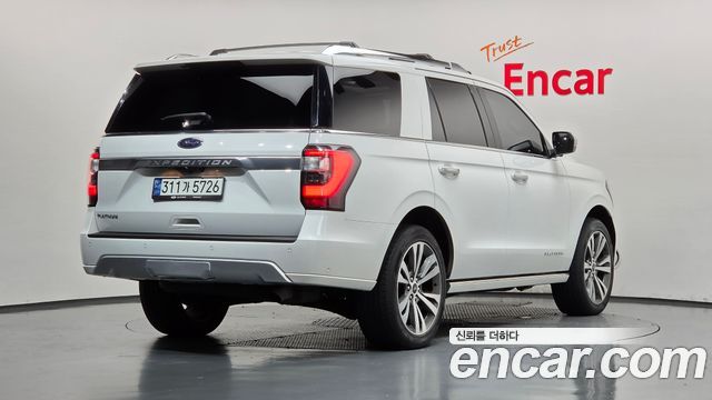 Ford Expedition 2021 — photo 2