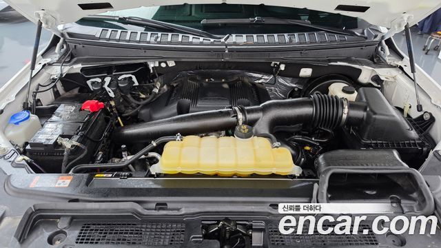 Ford Expedition 2021 — photo 6