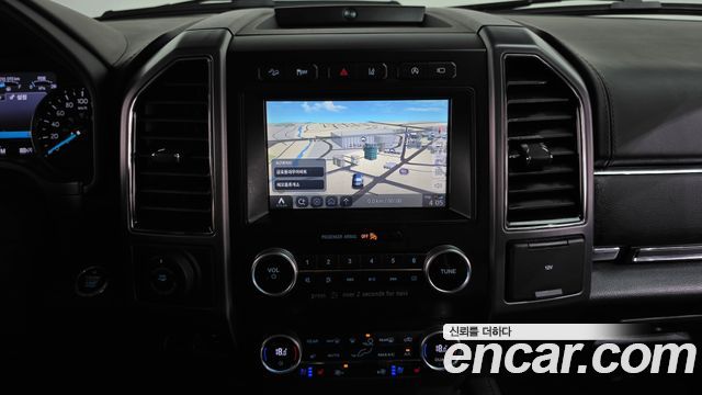 Ford Expedition 2021 — photo 19