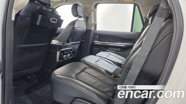 Ford Expedition 2021 — photo 28