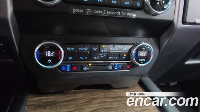 Ford Expedition 2021 — photo 33