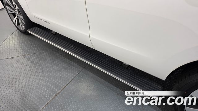 Ford Expedition 2021 — photo 35