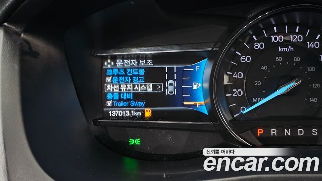 Ford Explorer 2019 — photo 17