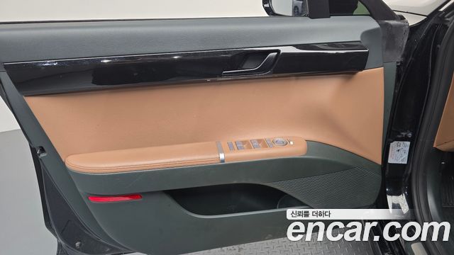 Hyundai Grandeur 2023 — photo 14