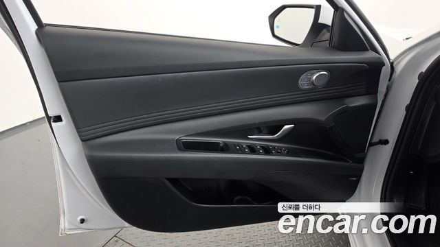 Hyundai AVANTE 2025 — photo 14