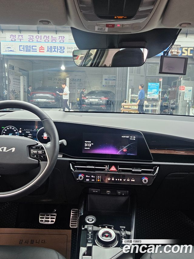 Kia Niro 2026 — photo 13