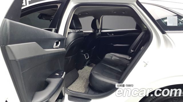 Kia K5 2020 — photo 17