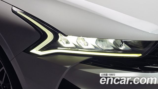 Kia K5 2020 — photo 8