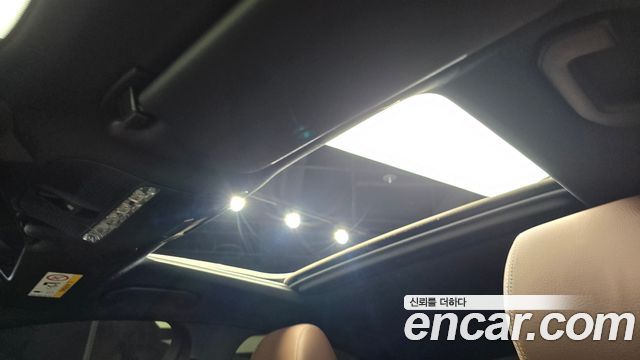 Mercedes-Benz E-Class 2020 — photo 33