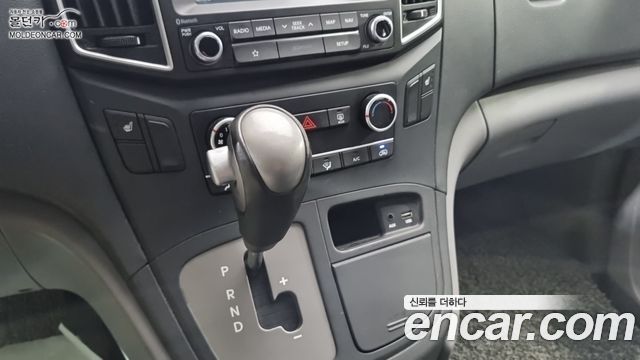 Hyundai Starex 2019 — photo 9