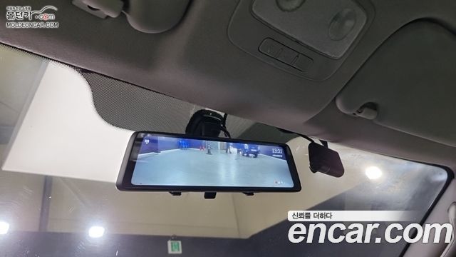 Hyundai Starex 2019 — photo 15