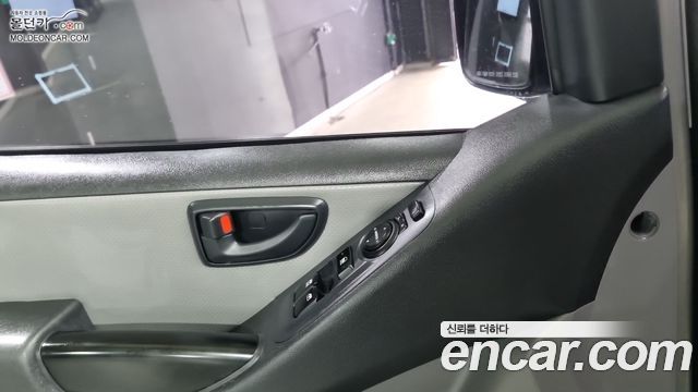 Hyundai Starex 2019 — photo 17