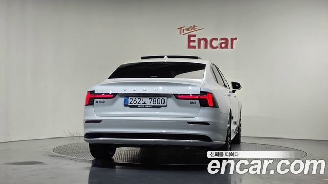 Volvo S90 2026 — photo 4