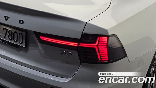 Volvo S90 2026 — photo 9