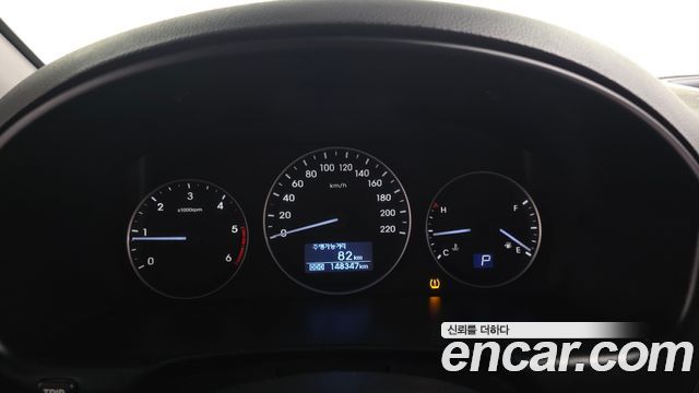 Hyundai Starex 2017 — photo 8