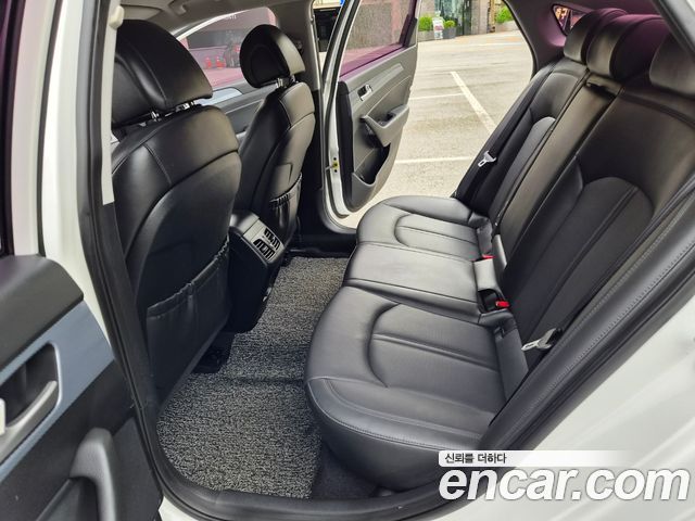Hyundai Sonata 2016 — photo 14