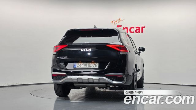 Kia Sportage 2023 — photo 4
