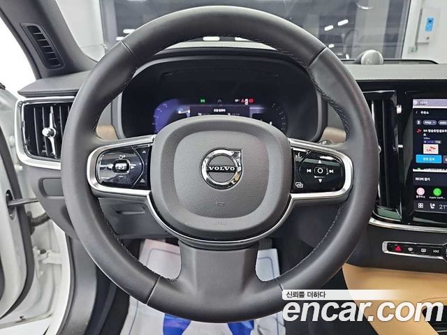 Volvo V90 2024 — photo 9