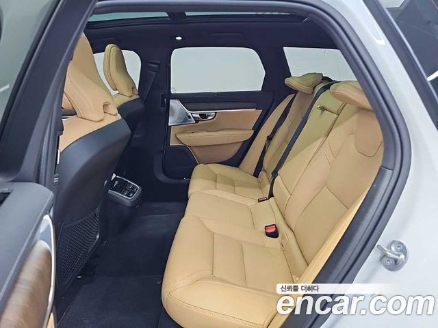 Volvo V90 2024 — photo 12