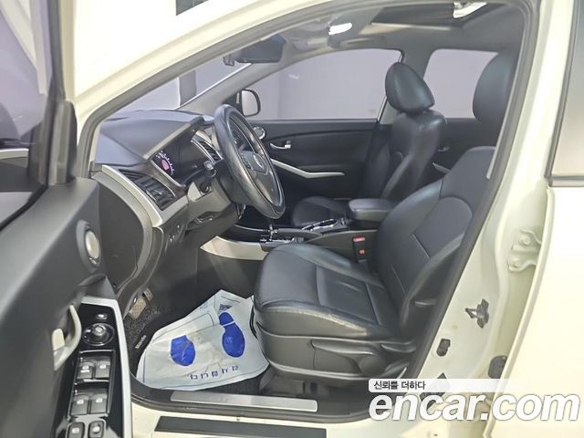 KG Mobility KORANDO 2015 — photo 11