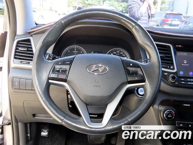 Hyundai Tucson 2016 — photo 8