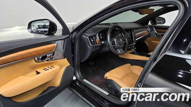 Volvo S90 2018 — photo 10