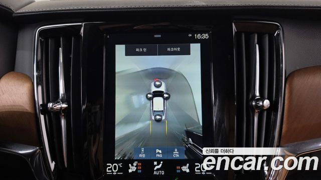 Volvo S90 2018 — photo 15