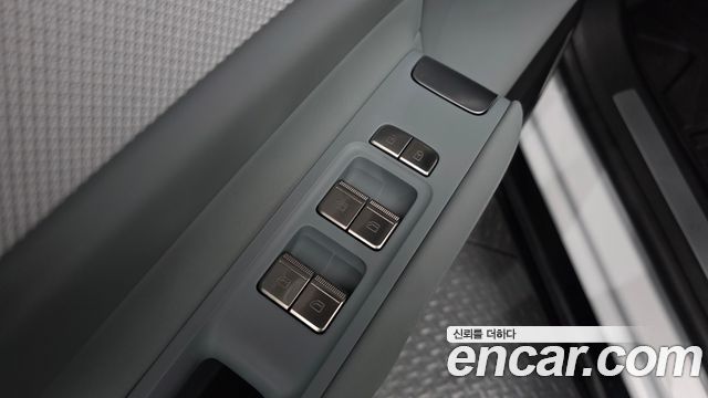 Polestar Polestar 4 2025 — photo 12