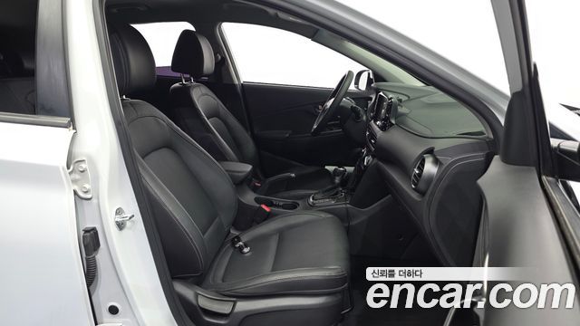Hyundai Kona 2018 — photo 16