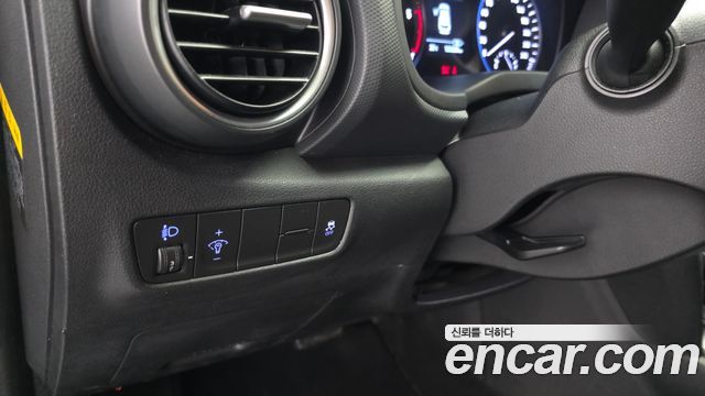 Hyundai Kona 2018 — photo 27