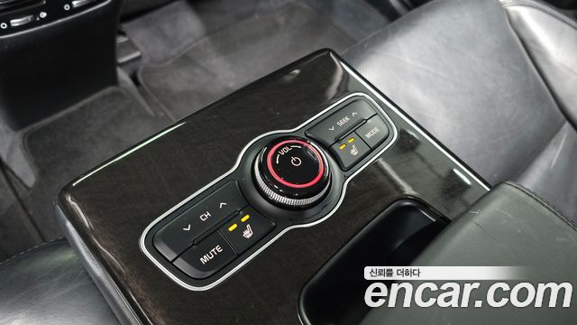 Kia K7 2014 — photo 24