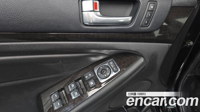 Kia K7 2014 — photo 29