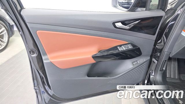 Volkswagen ID.4 2023 — photo 14