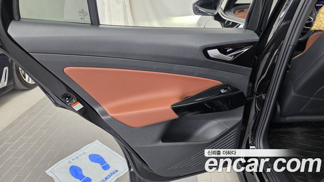 Volkswagen ID.4 2023 — photo 15