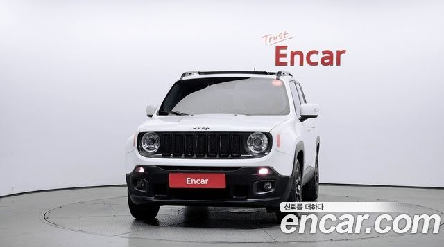 Jeep Renegade 2017 — photo 3