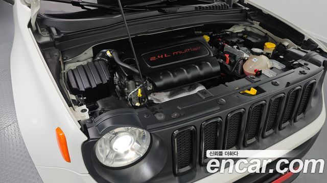 Jeep Renegade 2017 — photo 6