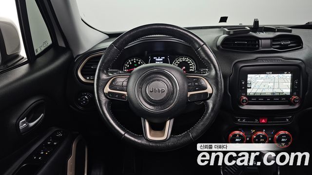 Jeep Renegade 2017 — photo 12