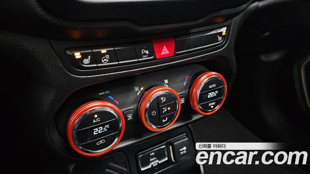 Jeep Renegade 2017 — photo 15