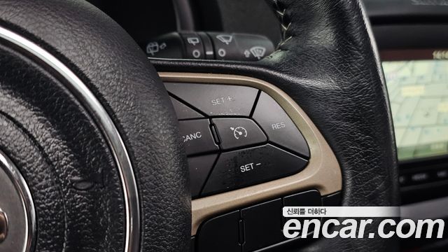 Jeep Renegade 2017 — photo 16