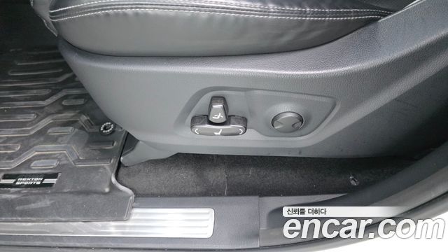 KG Mobility Rexton 2023 — photo 32