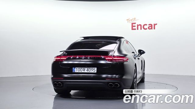 Porsche Panamera 2018 — photo 4