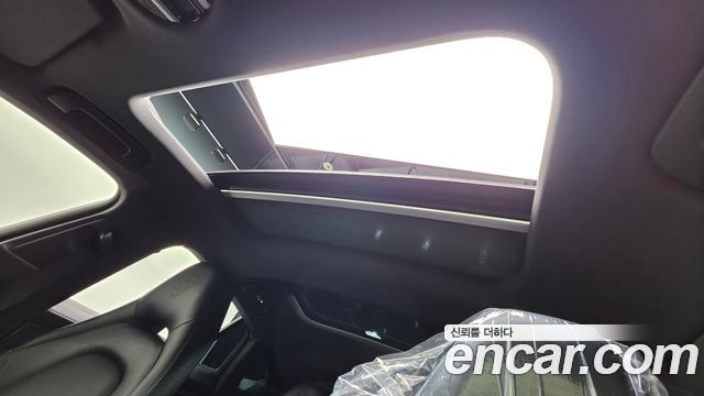 Porsche Panamera 2018 — photo 33