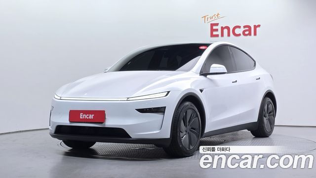 Tesla Model Y 2026 — photo 1