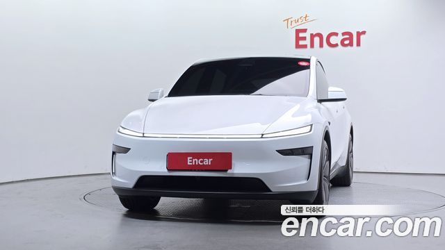 Tesla Model Y 2026 — photo 3