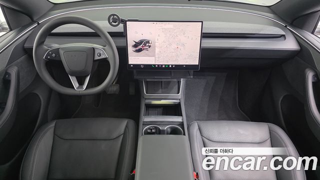 Tesla Model Y 2026 — photo 10