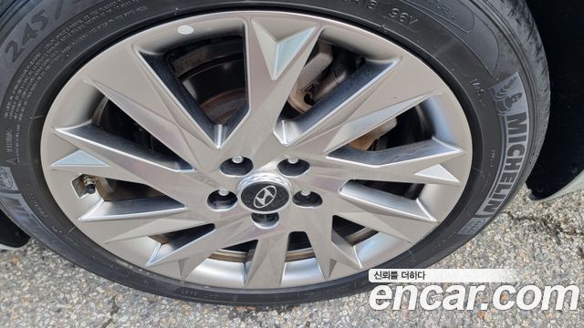 Hyundai Grandeur 2022 — photo 4