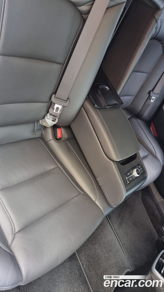 Hyundai Grandeur 2022 — photo 8